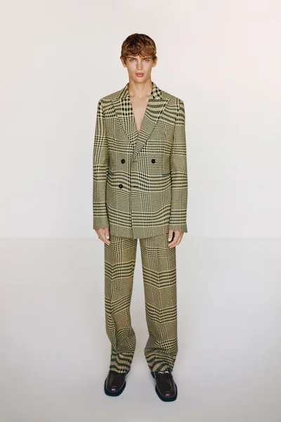 Look 8